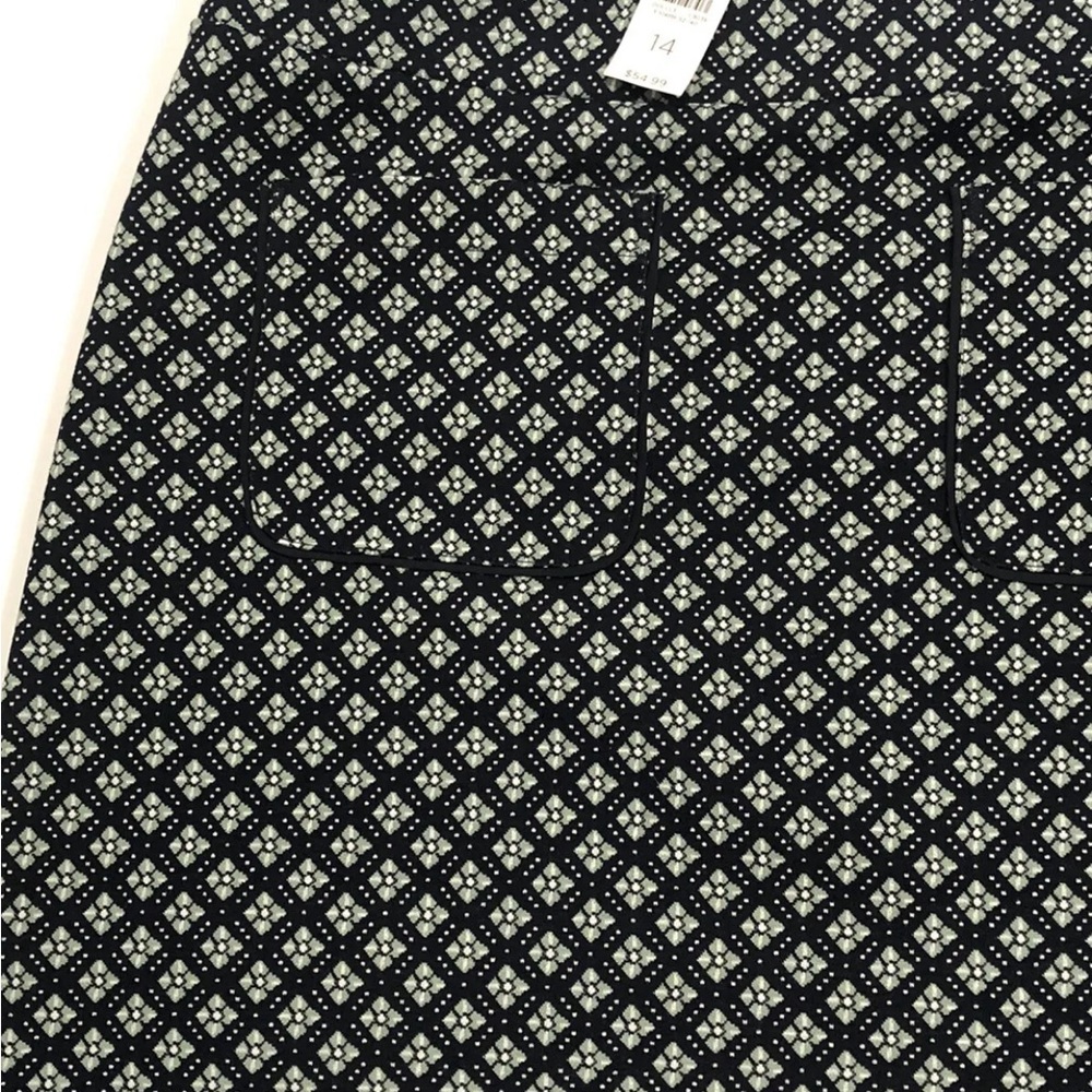 Loft Skirt Mini Blue Diamond Flower Side Zip Front Pockets NWT‎ Women's Size 14 - Picture 2 of 3